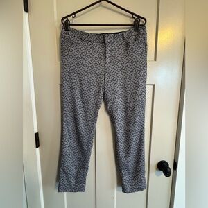 Banana Republic Navy & White Cropped Geometric Print Sloan Fit Pants